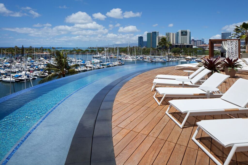 Prince-Waikiki-Infinity-Pool-Day.jpg