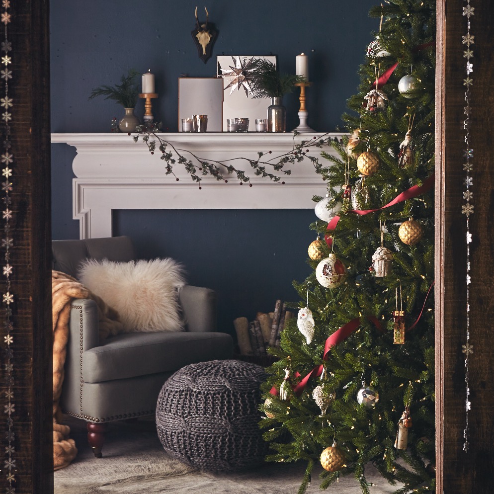 holidaydecor 1.jpg