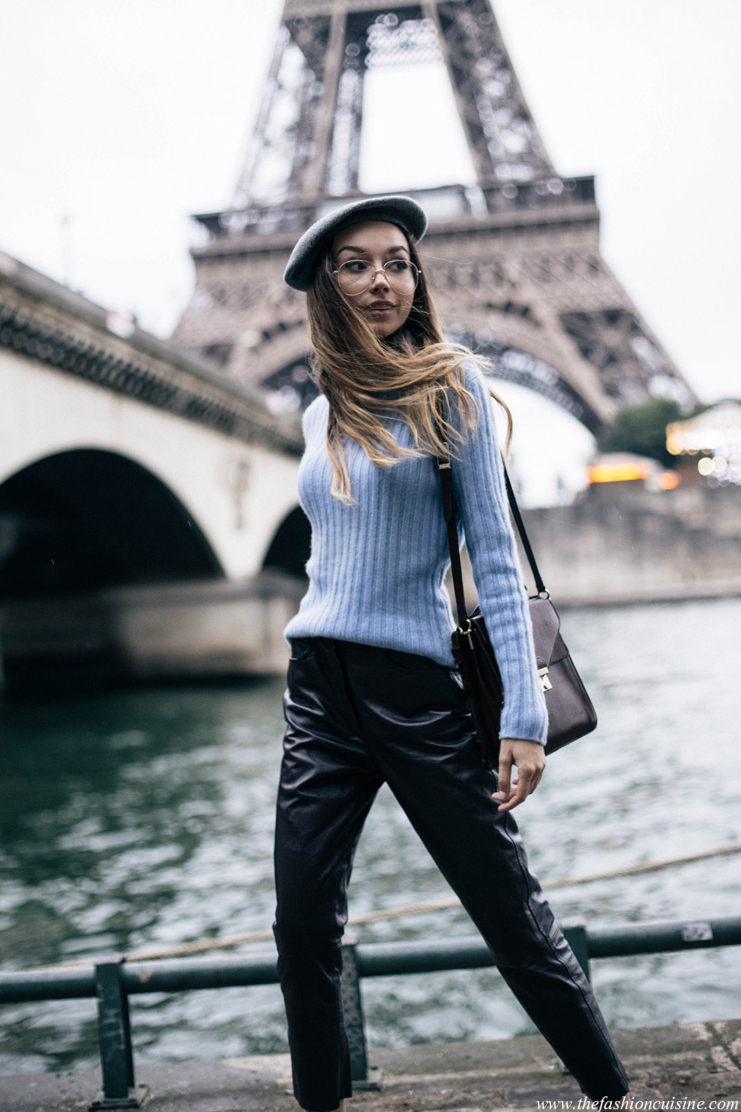 cashmere-baby-blue-turtleneck-grey-beret-in-paris-leather-pants-fashion-blogger-beatrice-gutu-photography-tumblr-eiffel-tower-thefashioncuisine-1.jpg