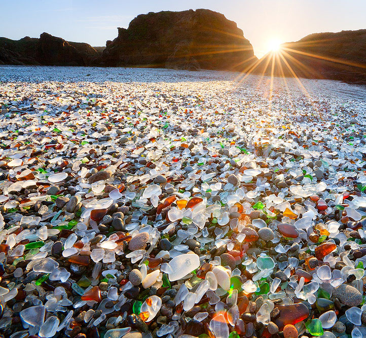 glassbeach.jpg